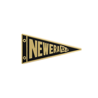 Pin New Era 59FIFTY Day NE PENNANT FLAG